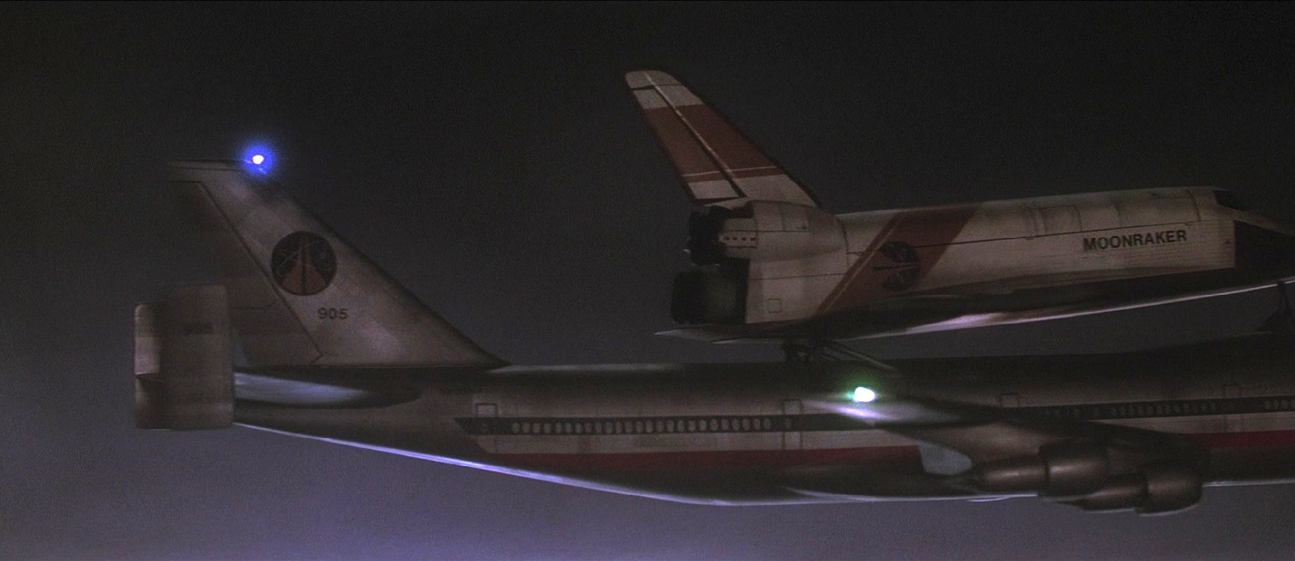 moonraker747_1.jpg